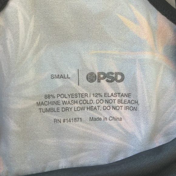 PSD Sports Bra - Picture 2 of 2